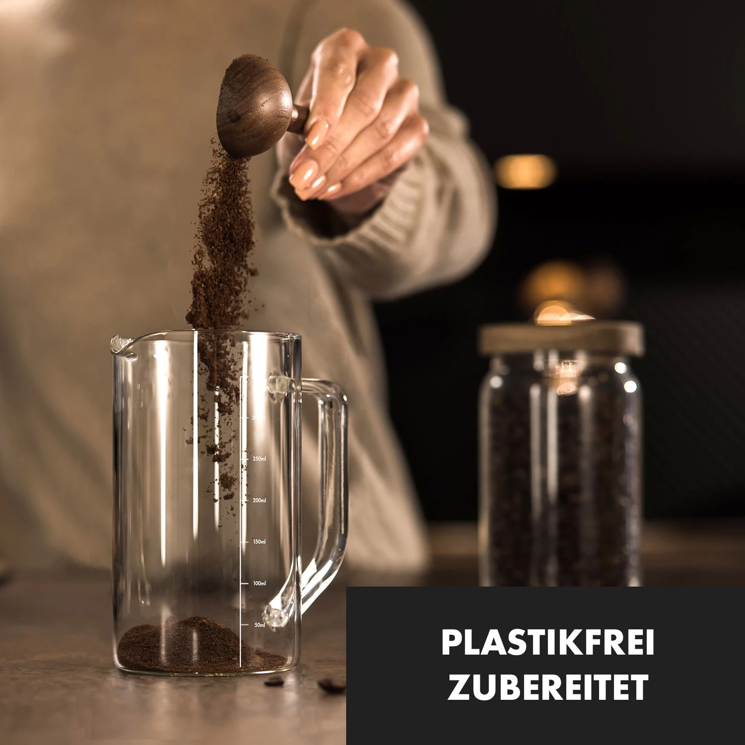Glaswerk Ristretto French Press 0,35 Liter Borosilikatglas Edelstahl Walnussholz 4 Glaswerk Ristretto French Press 0,35 Liter Borosilikatglas Edelstahl Walnussholz – Bild 2