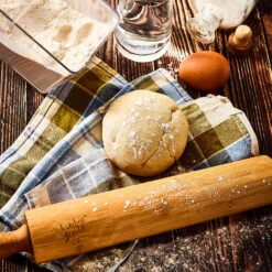 Nudelholz 100 % Bambus 43 X 5 Cm (LxØ) Glatte Oberfläche Bambus 10 Nudelholz 100 % Bambus 43 X 5 Cm (LxØ) Glatte Oberfläche Bambus -Klarstein 10038059 yy 0004 logo