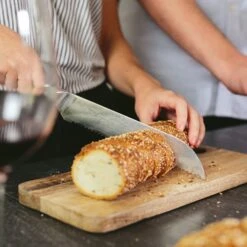 Alpha-Royal Japanese Serie 8" Brotmesser 18° Wellenschliff Damaszener-Stahl 10 Alpha-Royal Japanese Serie 8" Brotmesser 18° Wellenschliff Damaszener-Stahl -Klarstein 10038985 de 0003 logo