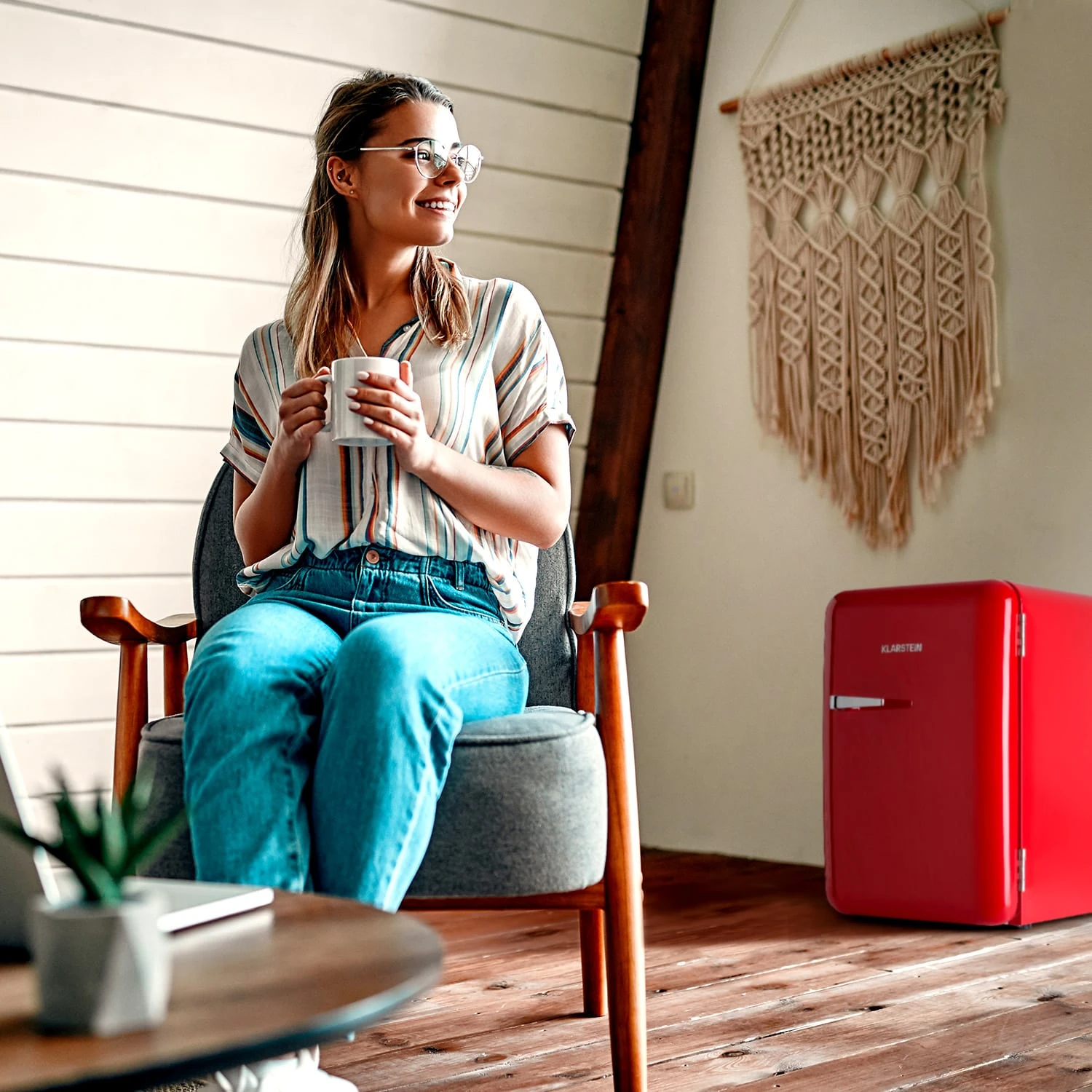 Audrey Retro-Kühlschrank 70 Liter 3 Regale 2 Türfächer Innenbeleuchtung 4 Audrey Retro-Kühlschrank 70 Liter 3 Regale 2 Türfächer Innenbeleuchtung – Bild 2